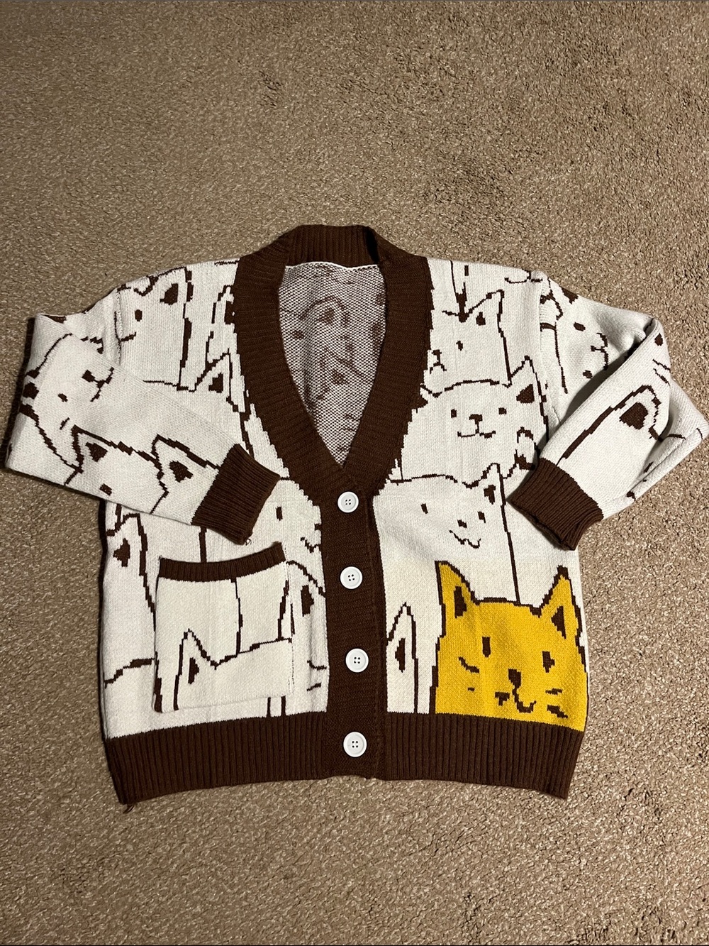 Brown & White Cat Pattern Cardigan with Yellow Accent Women’s medium M
